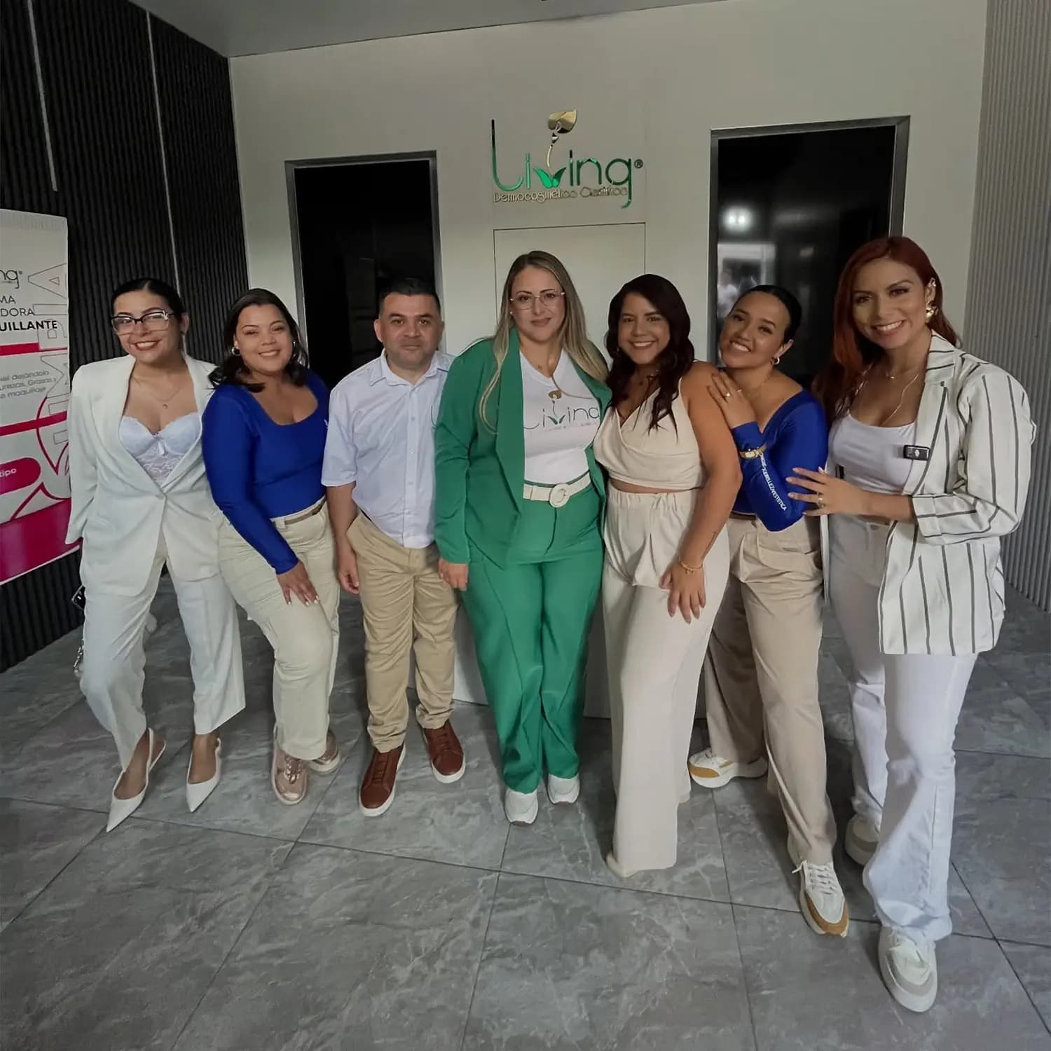 Equipo Living en reunión de trabajo
